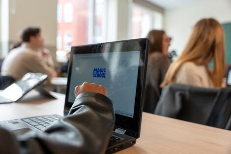 Ill. 60 millions€ pour du Wi-Fi de qualité dans les écoles wallonnes 